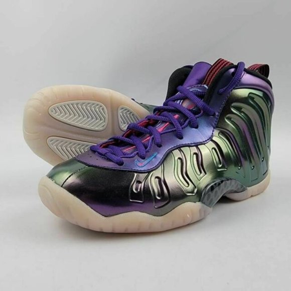foamposite iridescent